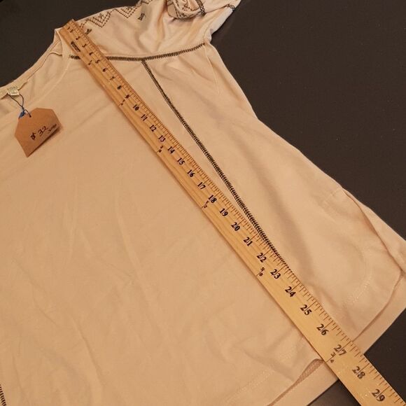 Kori America Cream Shirt with Stitching - Picture 9 of 10